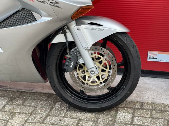 honda - vfr-800-fi-vtec