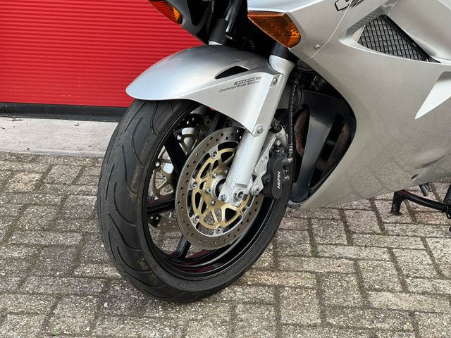 honda - vfr-800-fi-vtec