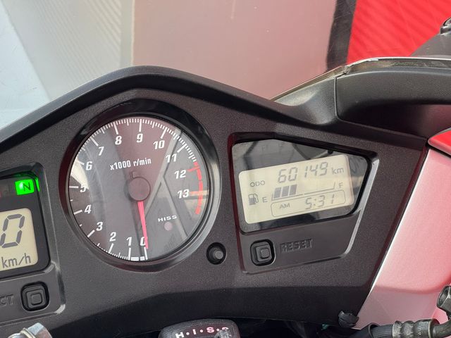 honda - vfr-800-fi-vtec