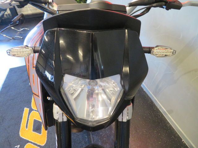 ktm - 690-duke-r
