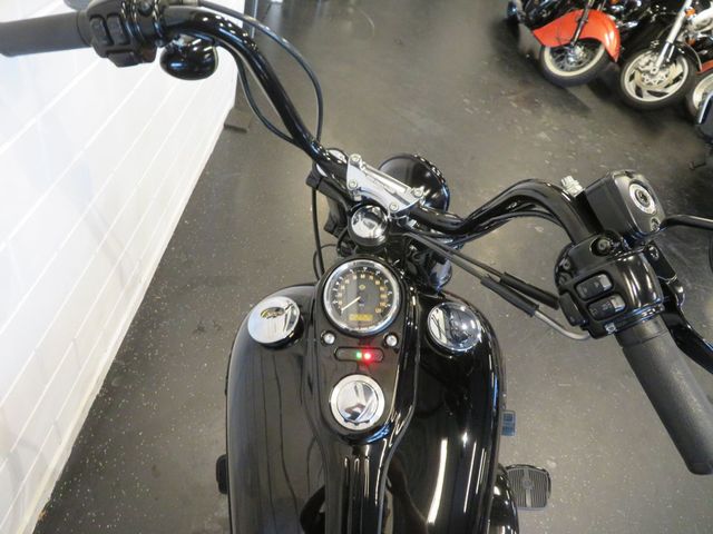 harley-davidson - street-bob-fxdbi-dyna