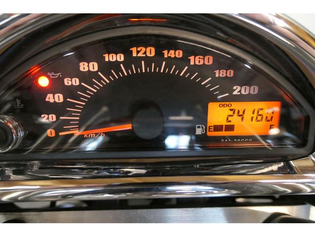 suzuki - 800-intruder