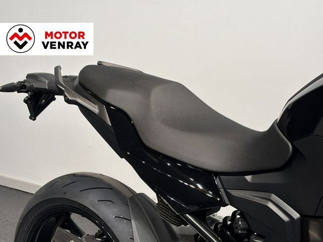 bmw - f-900-r
