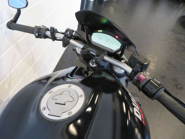 ducati - monster-821