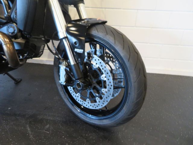 ducati - monster-821