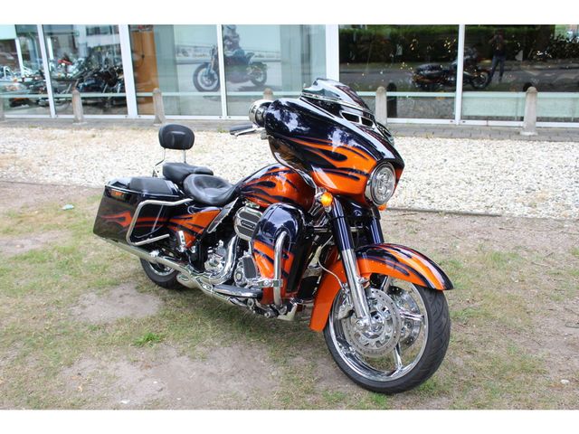 harley-davidson - street-glide-cvo-flhxse