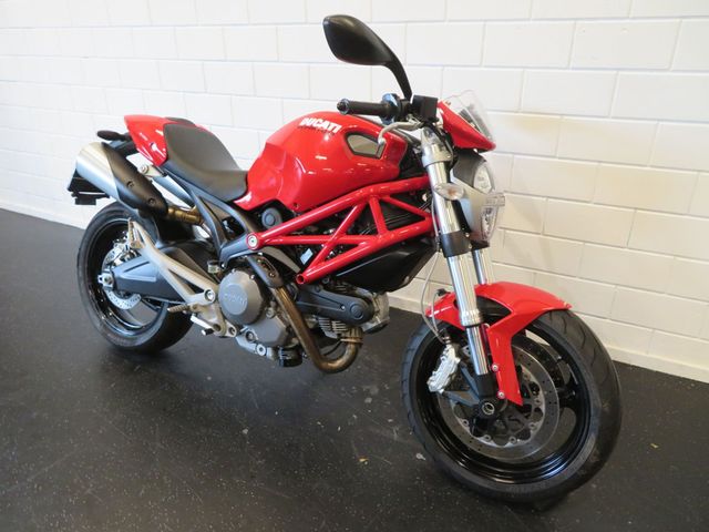 ducati - monster-696
