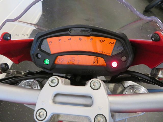 ducati - monster-696