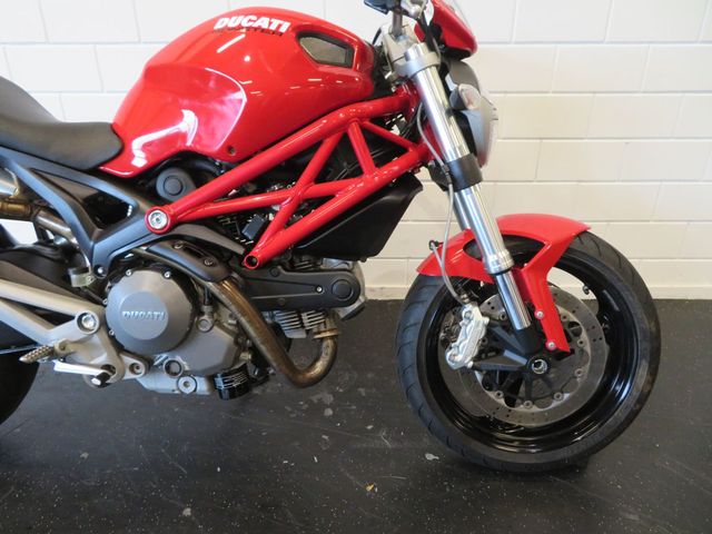 ducati - monster-696
