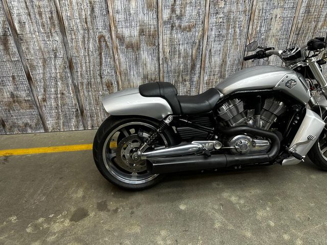 harley-davidson - v-rod-muscle-vrscf