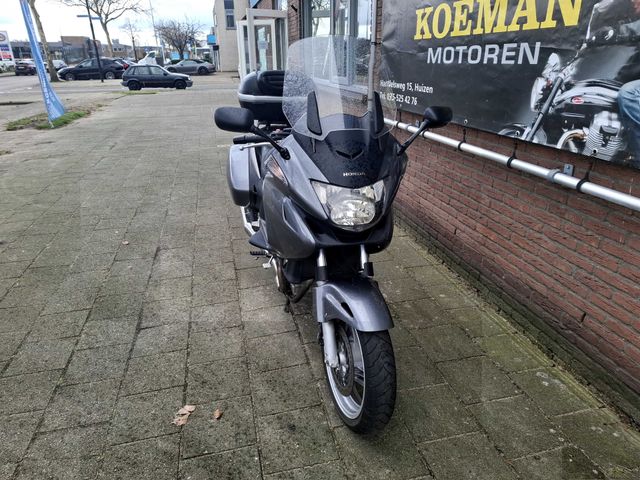 honda - nt-700-v-deauville