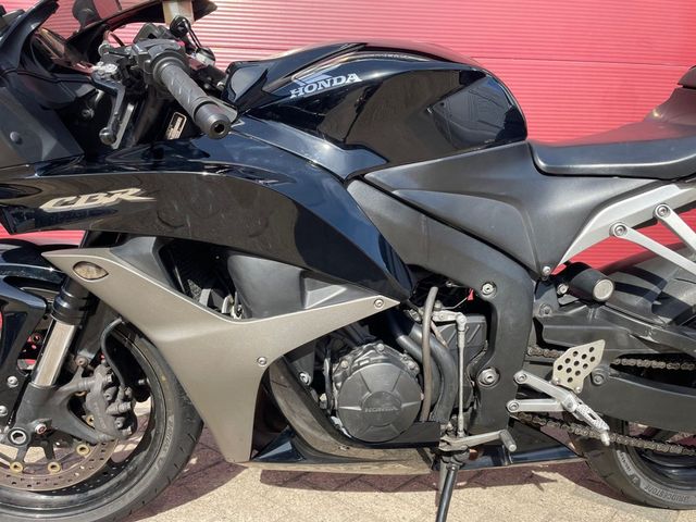 honda - cbr-600-rr