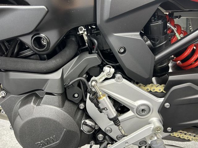 bmw - f-900-xr