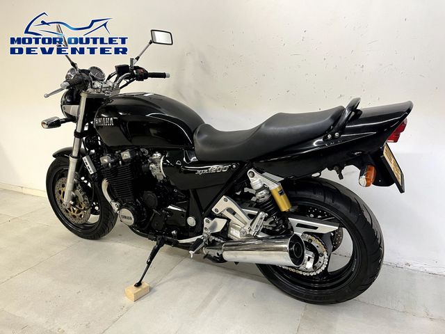 yamaha - xjr-1200