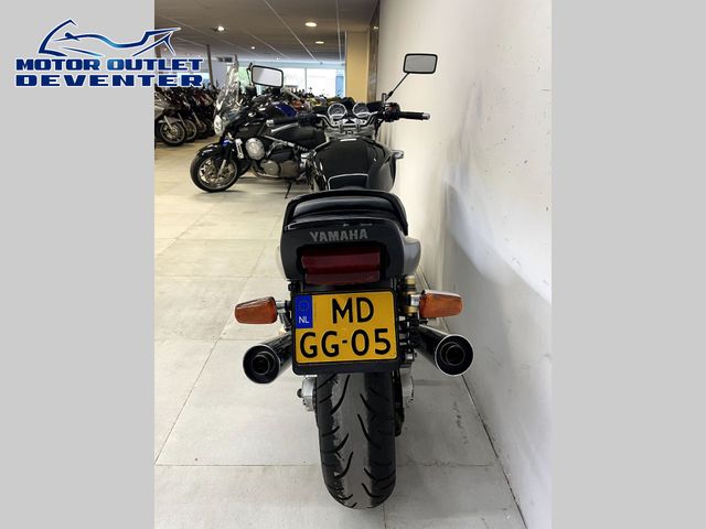 yamaha - xjr-1200