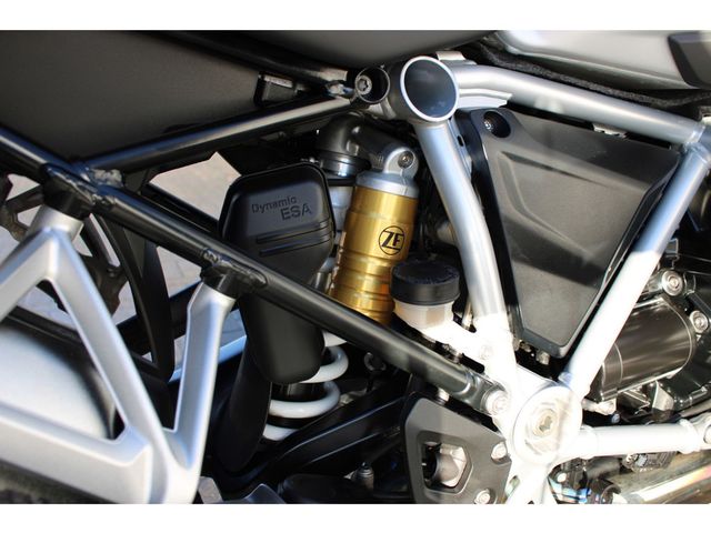 bmw - r-1250-gs-adventure