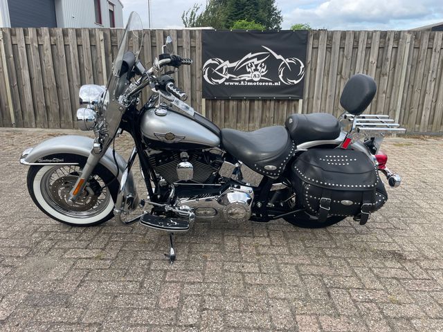 harley-davidson - heritage-softail-classic-flstci