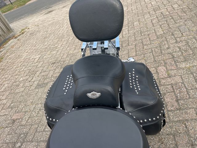 harley-davidson - heritage-softail-classic-flstci
