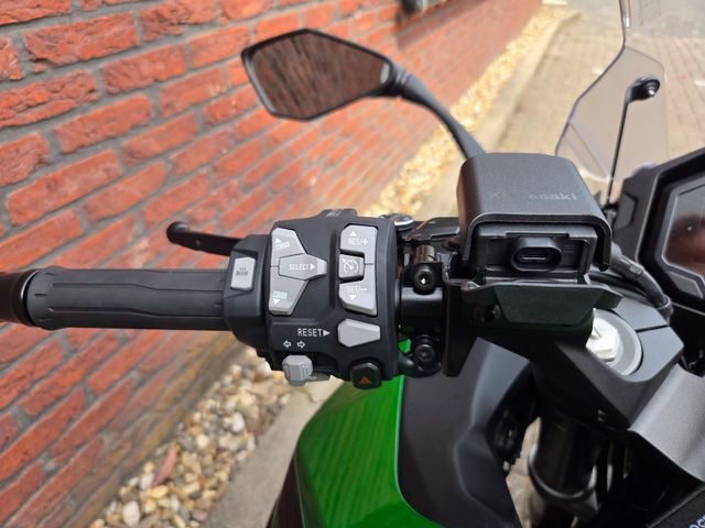 kawasaki - ninja-1100-sx