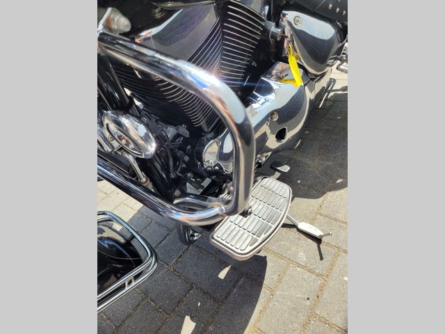 suzuki - 1500-intruder-lc