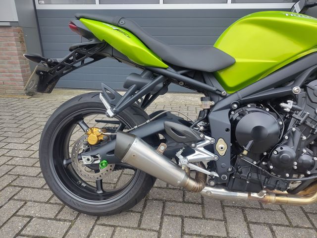 triumph - street-triple-675