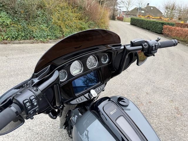 harley-davidson - street-glide-special-flhxs