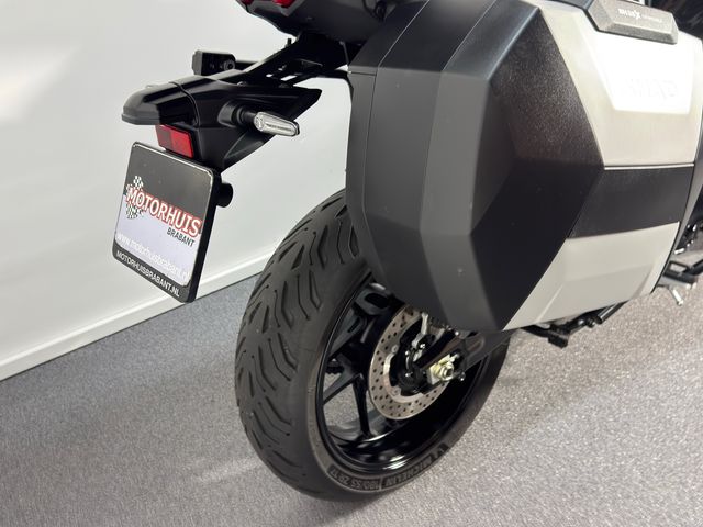 yamaha - tracer-9