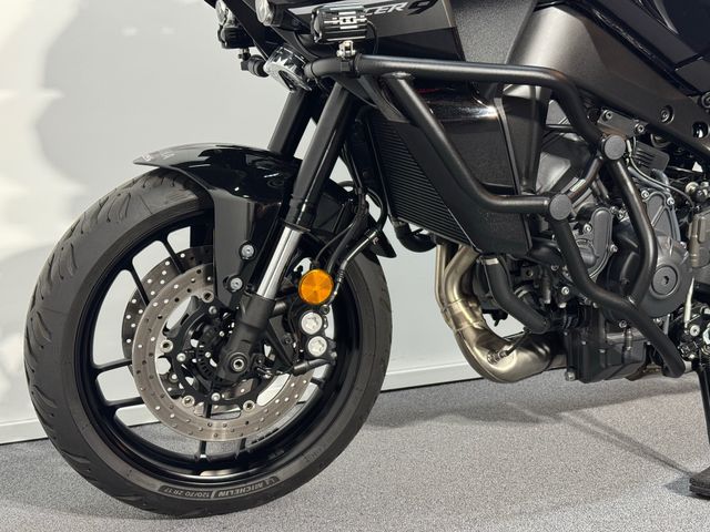 yamaha - tracer-9