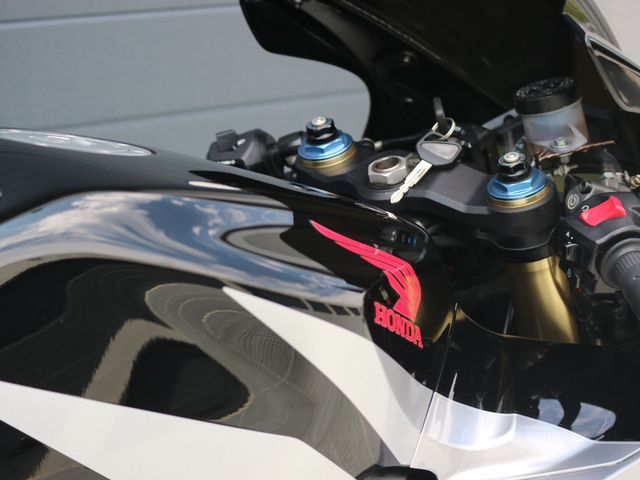 honda - cbr-600-rr