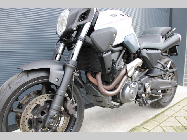 yamaha - mt-03