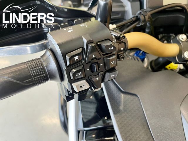 honda - crf-1100-l-africa-twin-adventure-sports