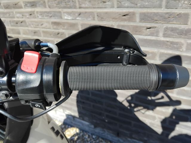 suzuki - v-strom-dl-650-abs