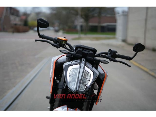 ktm - 790-duke