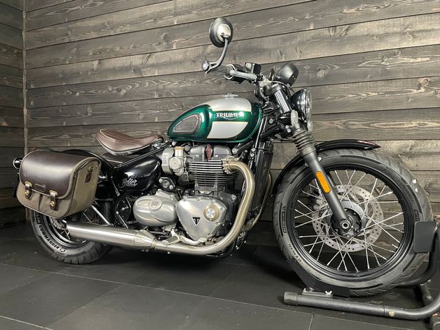 triumph - bonneville-bobber