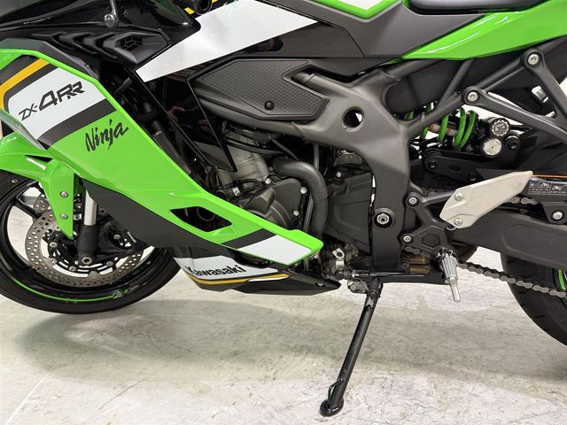 kawasaki - ninja-zx-4rr