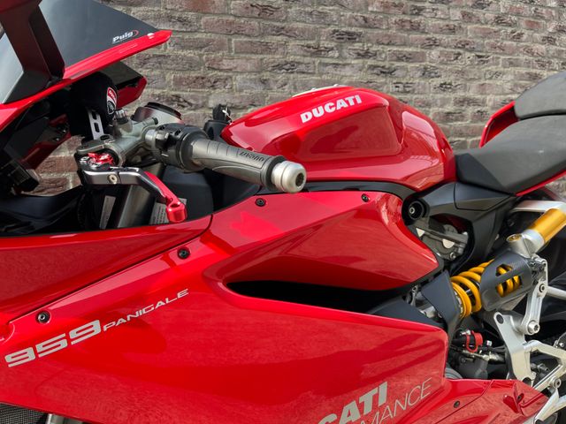 ducati - 959-panigale