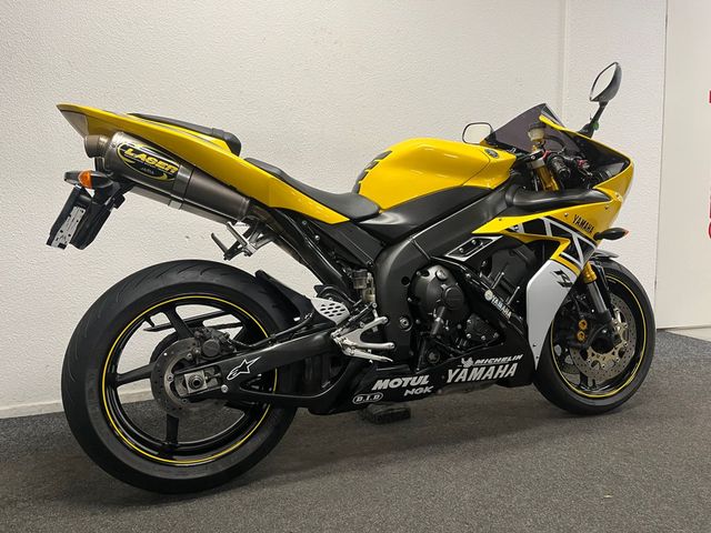 yamaha - yzf-r1