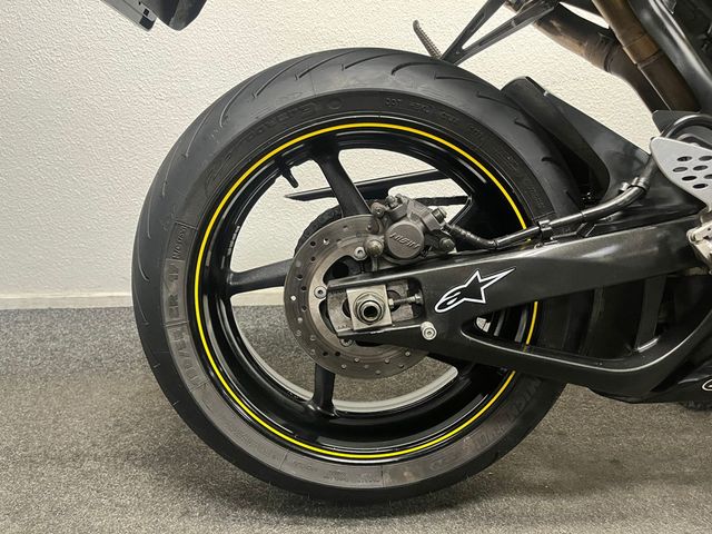 yamaha - yzf-r1