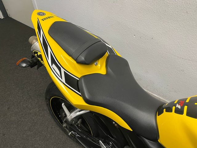 yamaha - yzf-r1