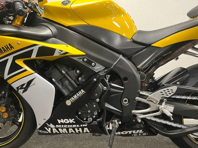 yamaha - yzf-r1