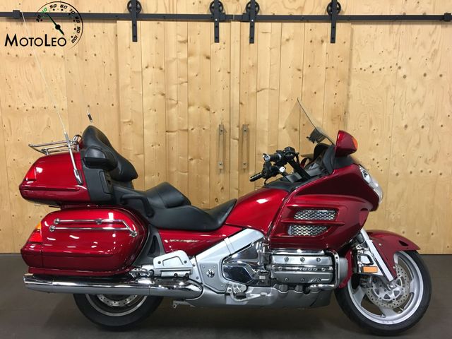 honda - gl-1800-goldwing
