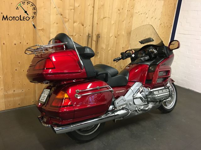 honda - gl-1800-goldwing