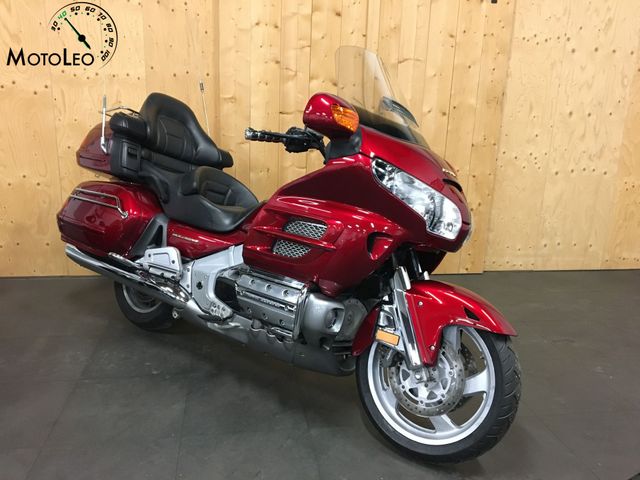 honda - gl-1800-goldwing