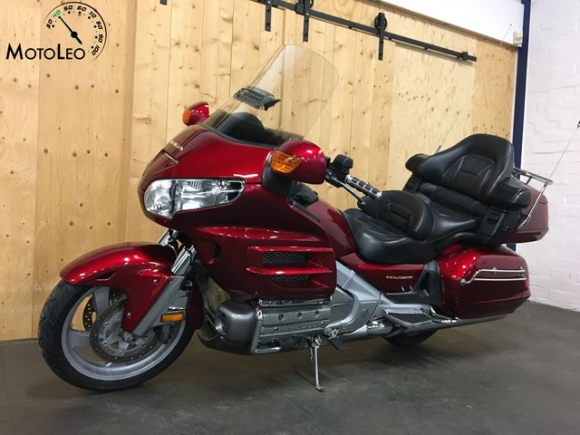 honda - gl-1800-goldwing