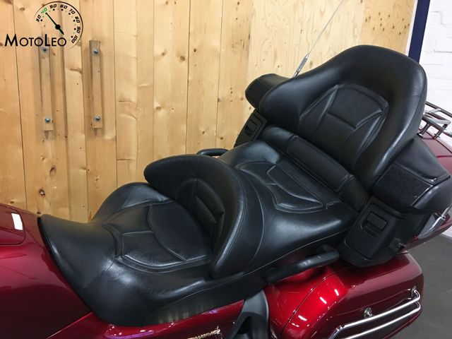 honda - gl-1800-goldwing