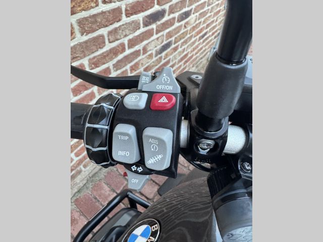 bmw - r-1200-r