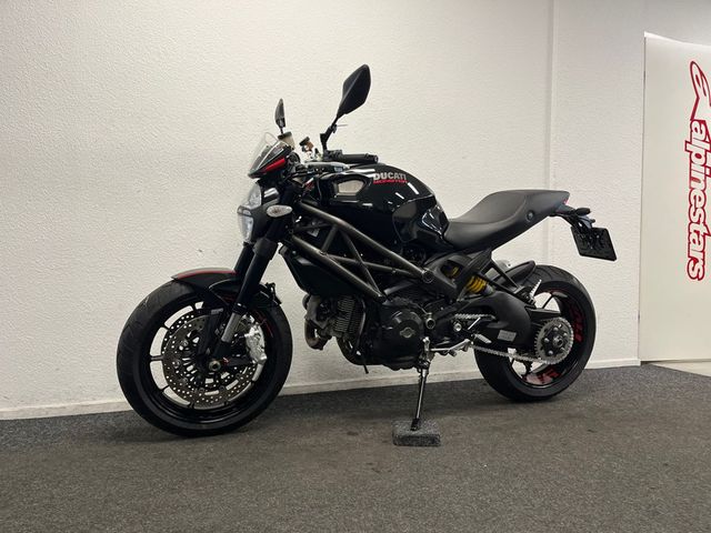 ducati - m-1100-evo
