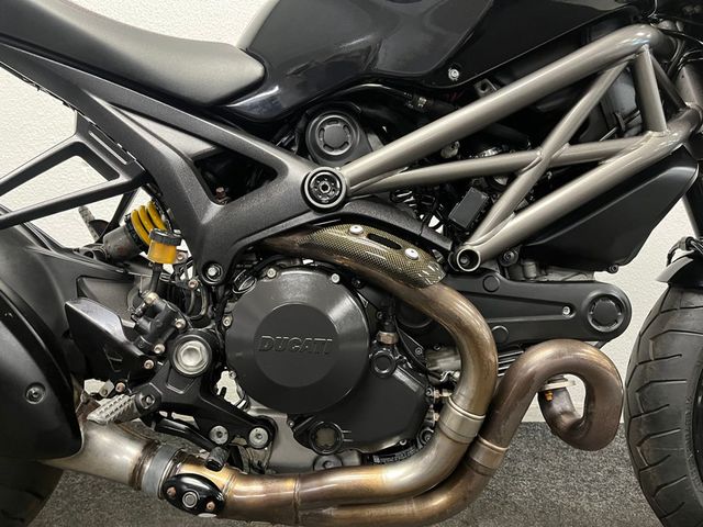ducati - m-1100-evo
