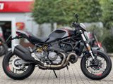 DUCATI MONSTER 821 DARK