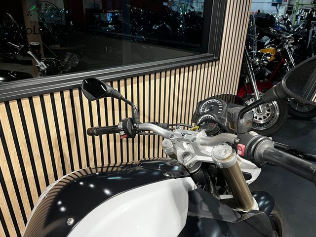 bmw - f-800-r